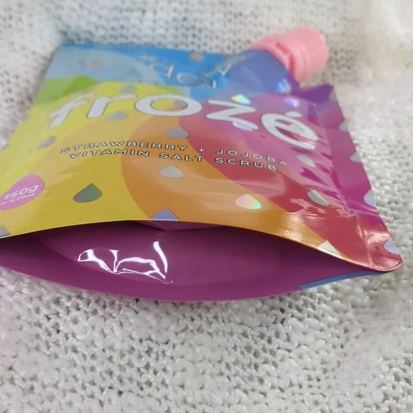 dew of the gods Frozé Vitamin BodyScrub, 150ml/5.29fl oz - Picture 11 of 13